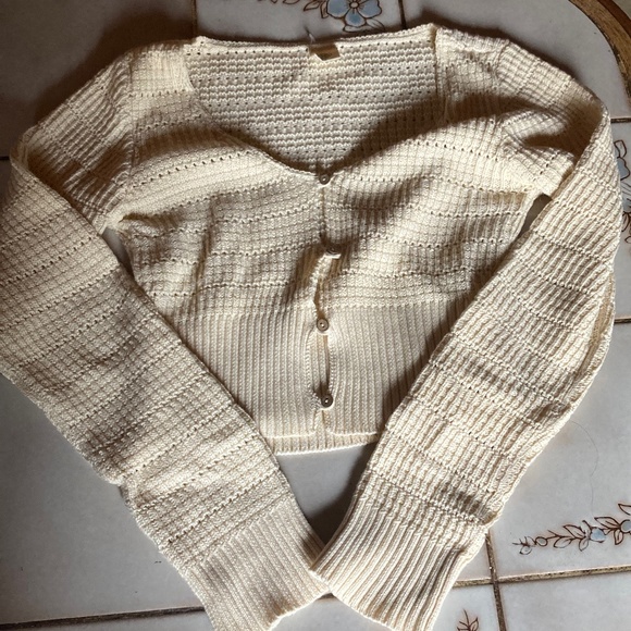Urban Outfitters Sweaters - Urban outfitters cardigan